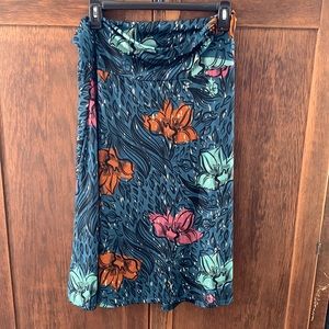 Lularoe skirt. NWT. Large. floral print